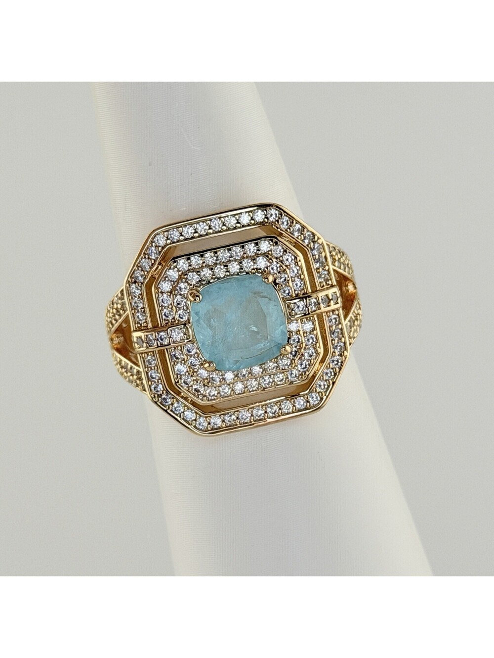 Bomb Party Ring Sz 9 "Heart Of Summer" RG17628 Baby Sky Blue Topaz Yellow Gold